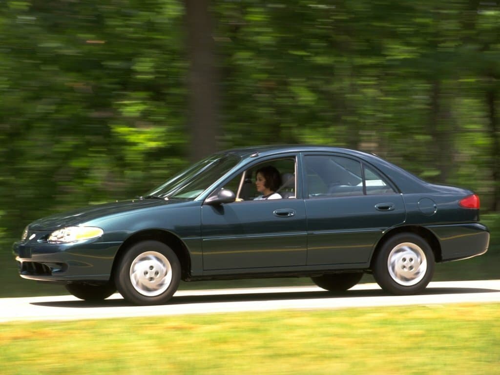 Mercury Tracer 1991 – 1999 — Yandan