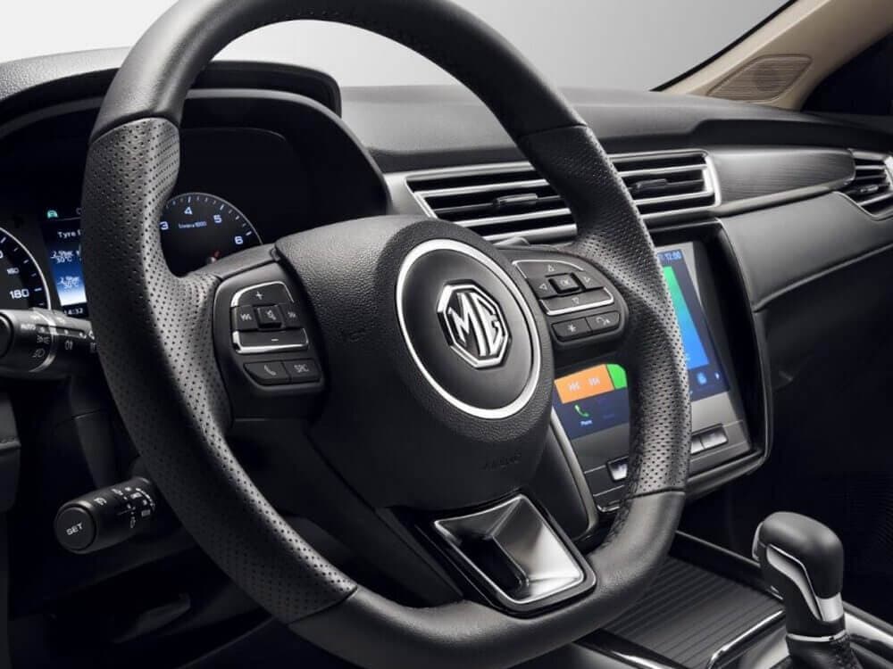 MG 5 I Restayling — Sükan