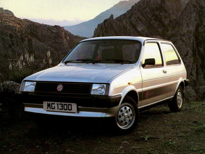 MG Metro 1982 – 1990 — öndən görünüş