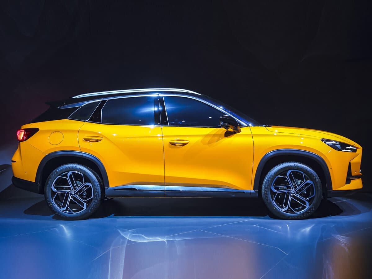MG One 2021 – indiyədək — Yandan