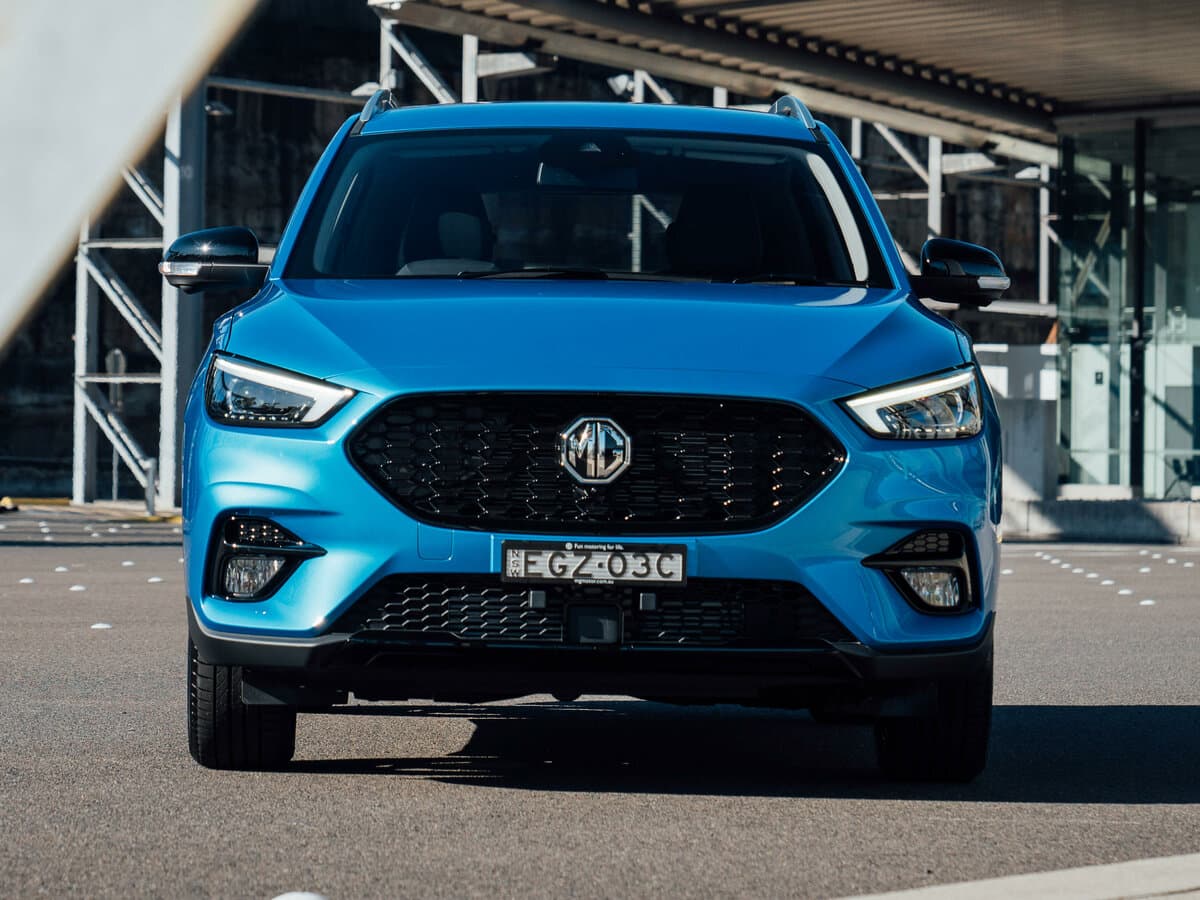 MG ZS II Restayling — Öndən
