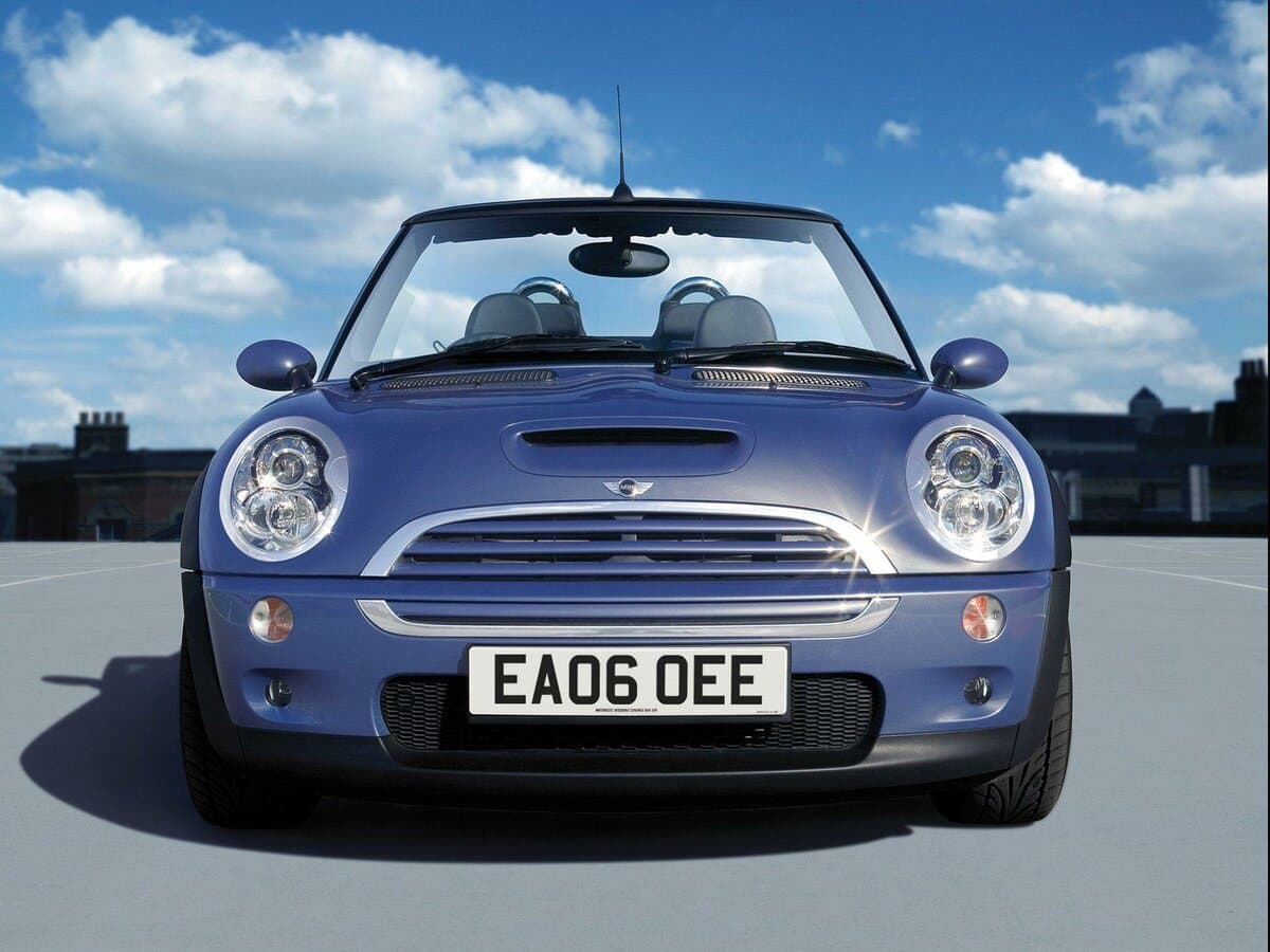 Mini Cabrio I — Öndən