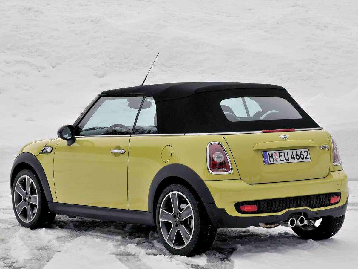 Mini Cabrio II — 3/4 arxadan