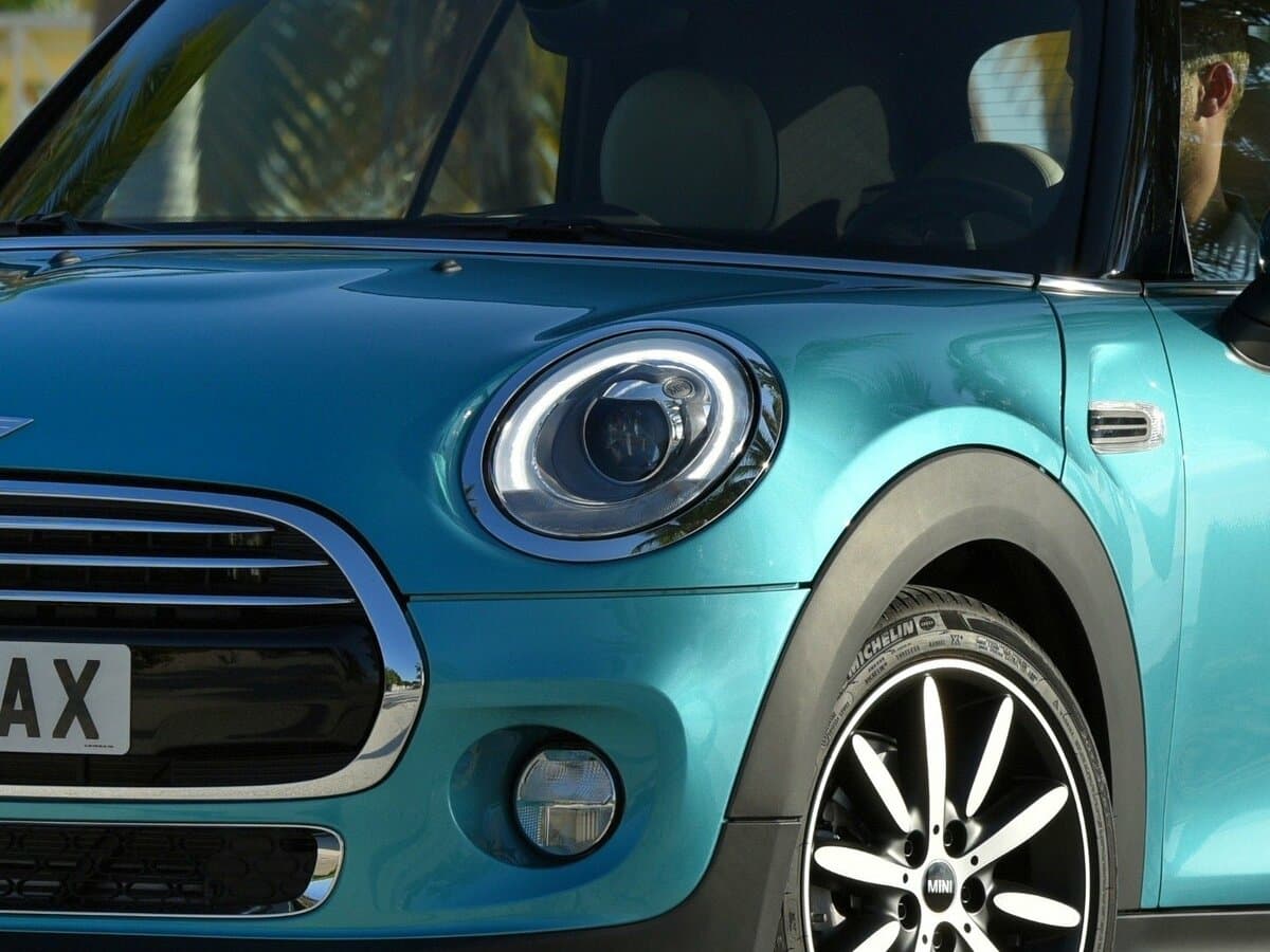 Mini Cabrio III — Fara