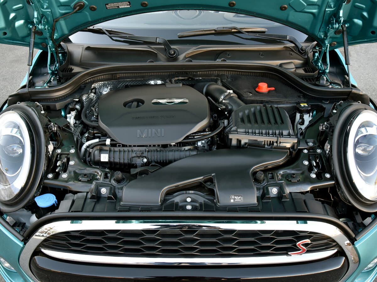 Mini Cabrio III — Salon, öndən