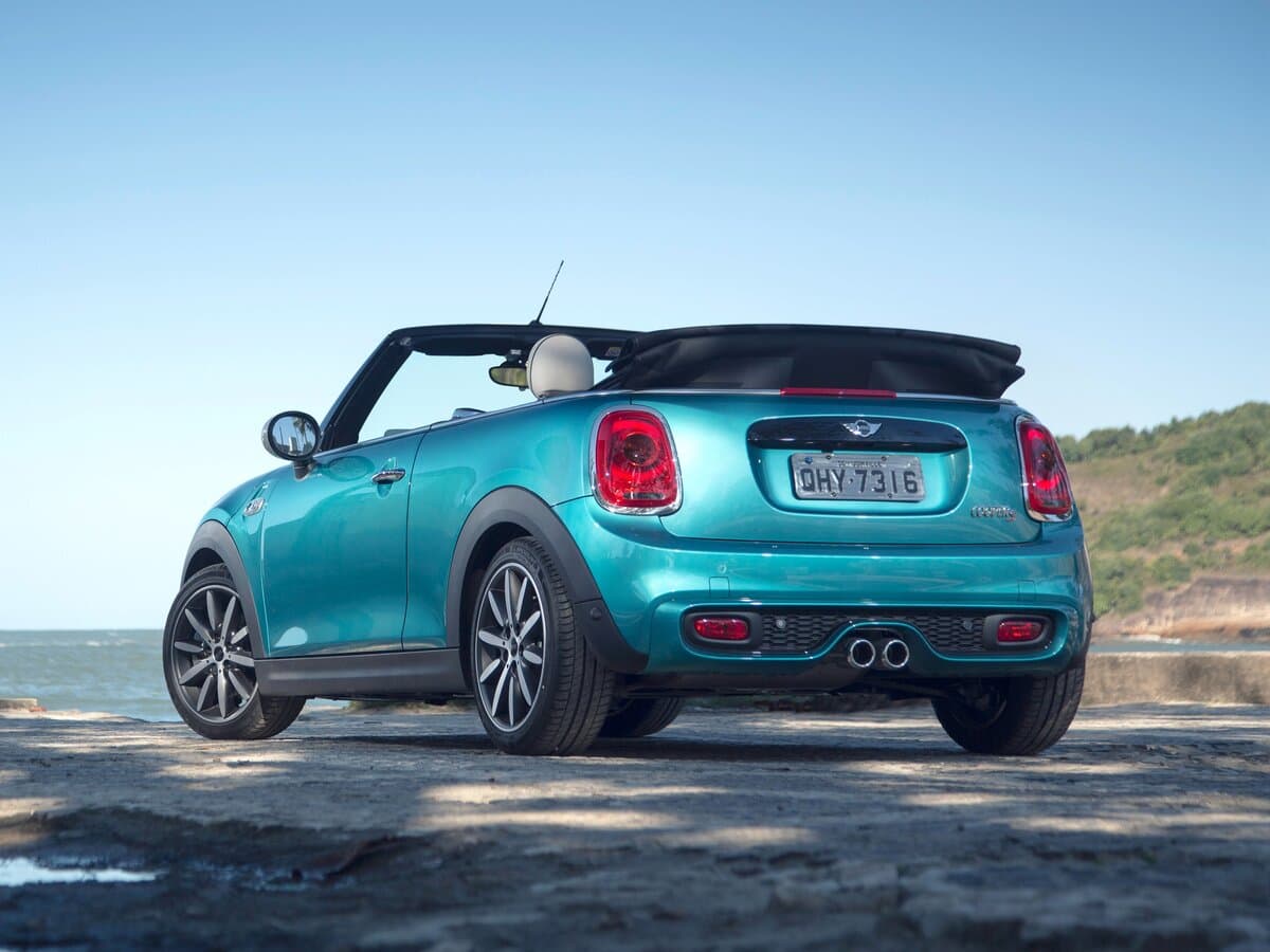 Mini Cabrio III — 3/4 arxadan