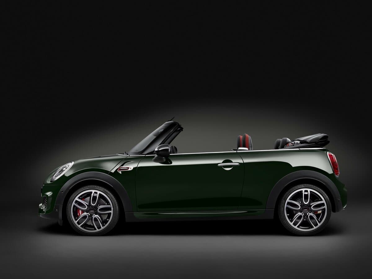 Mini Cabrio III — Yandan