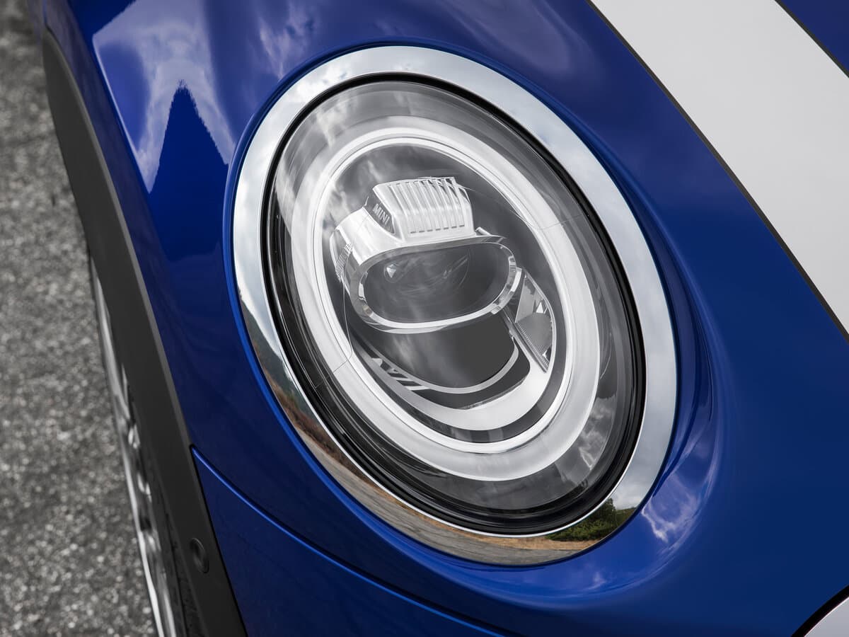 Mini Cabrio III Restayling — Fara