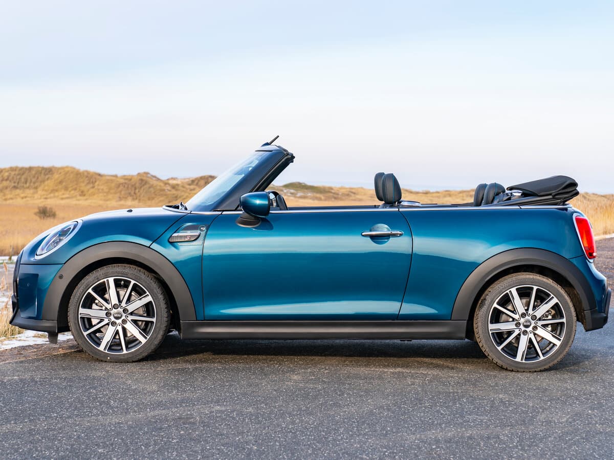 Mini Cabrio III Restayling 2 — Yandan