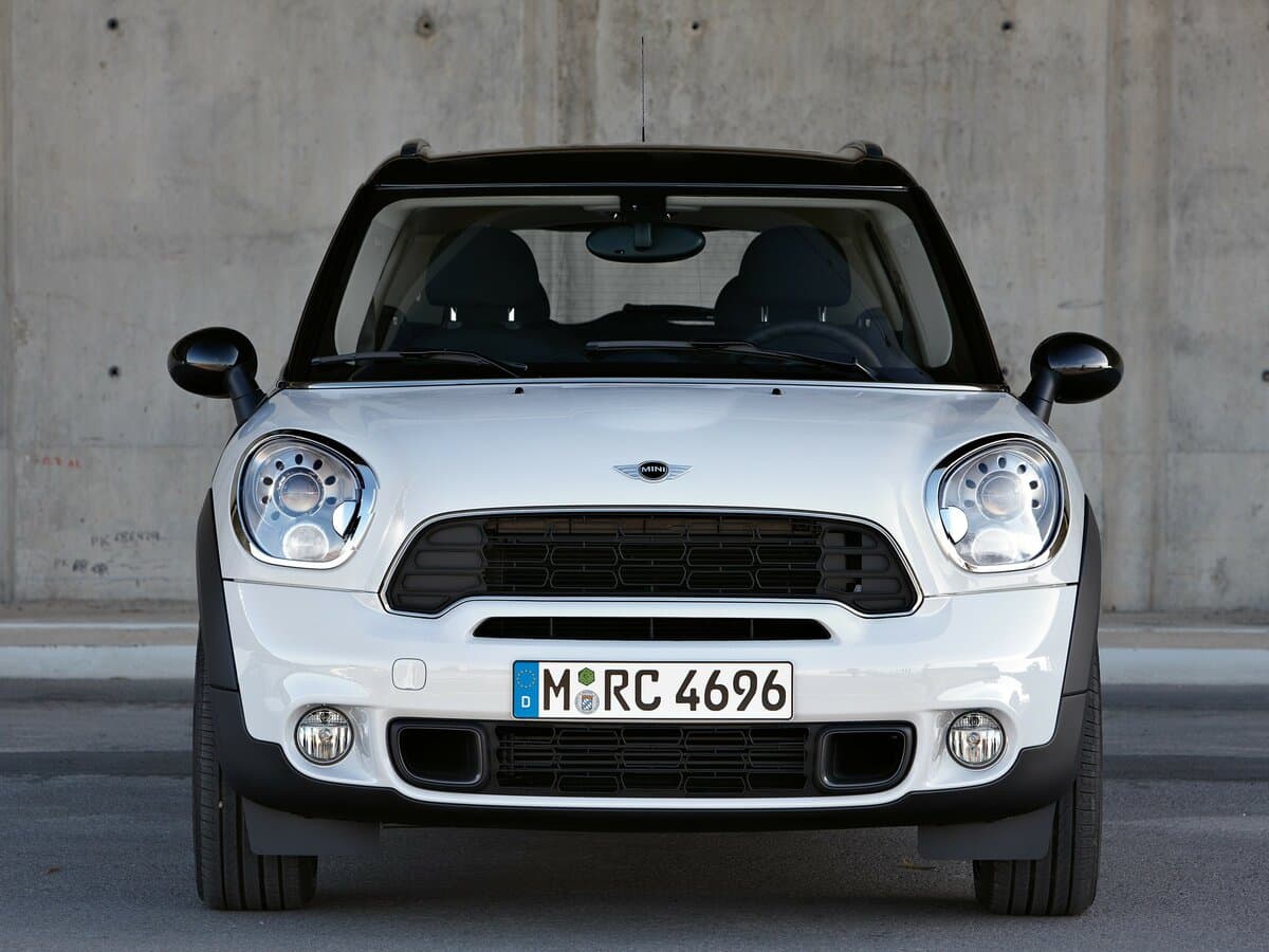 Mini Countryman I — Öndən
