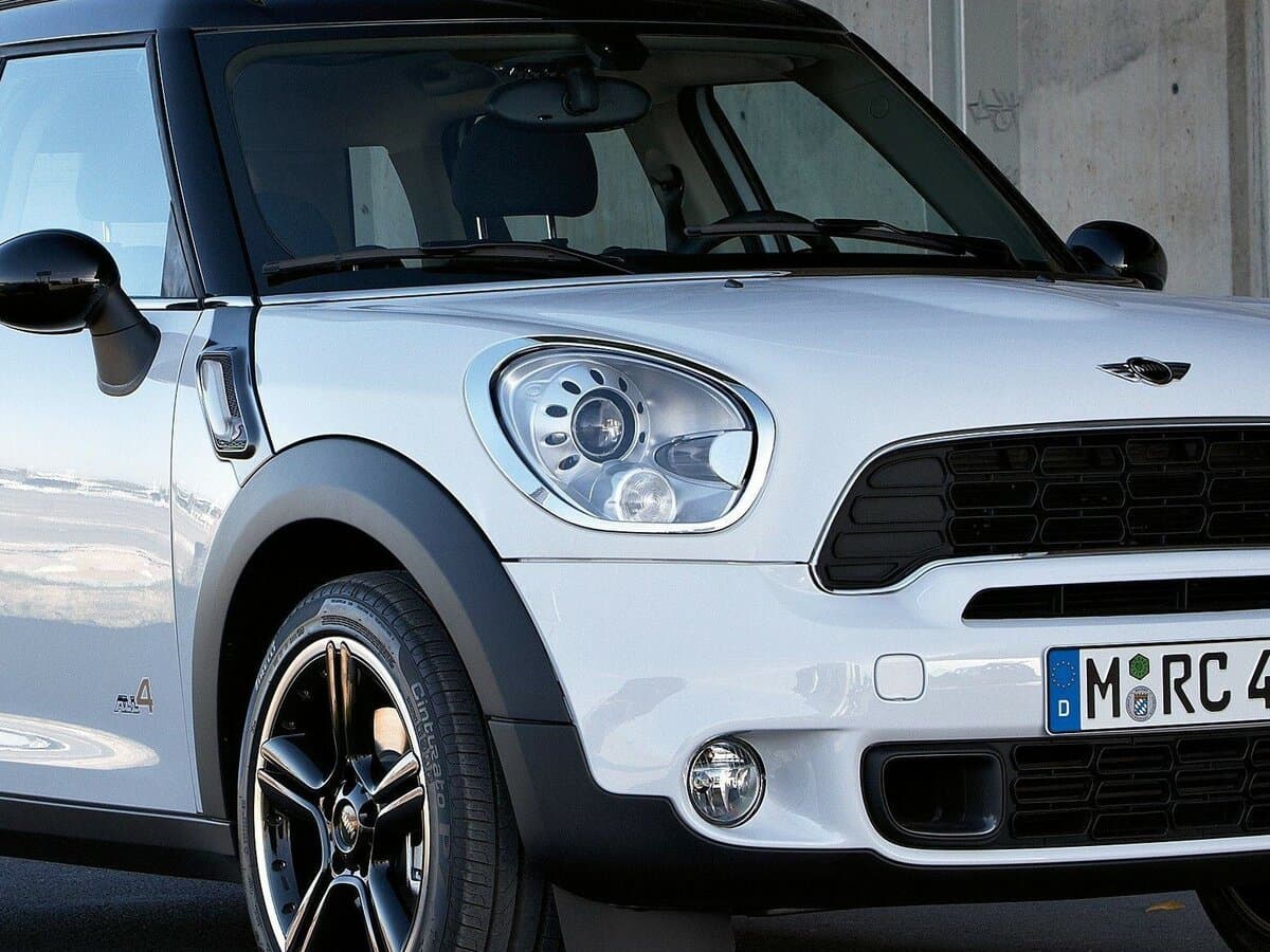 Mini Countryman I — Fara