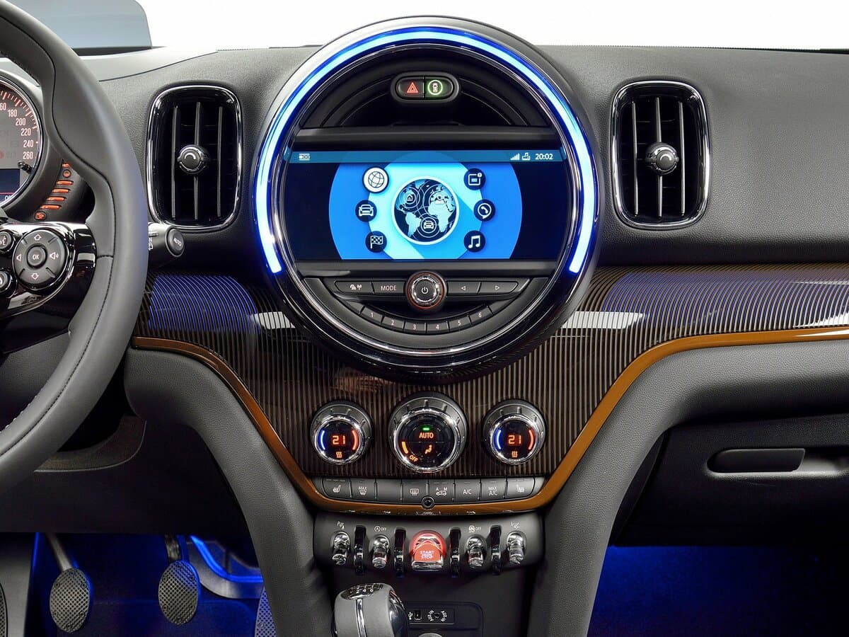 Mini Countryman II — Salon, öndən