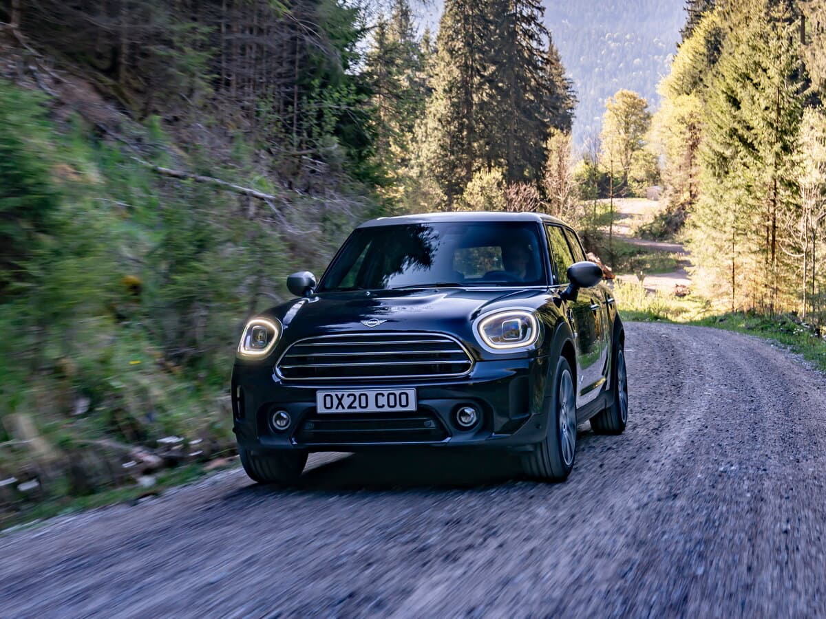 Mini Countryman II Restayling — Öndən