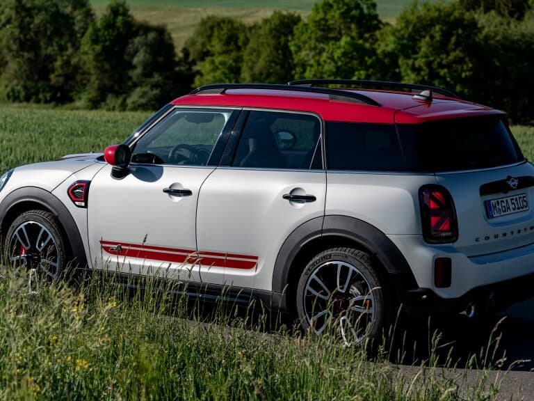 Mini Countryman II Restayling — 3/4 arxadan
