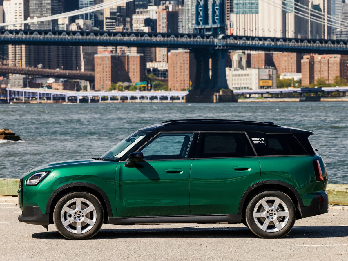 Mini Countryman III — Yandan