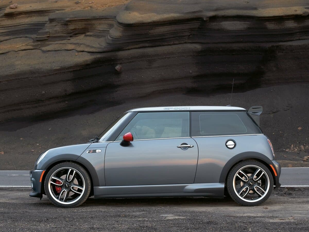 Mini Hatch I (R50) — Yandan