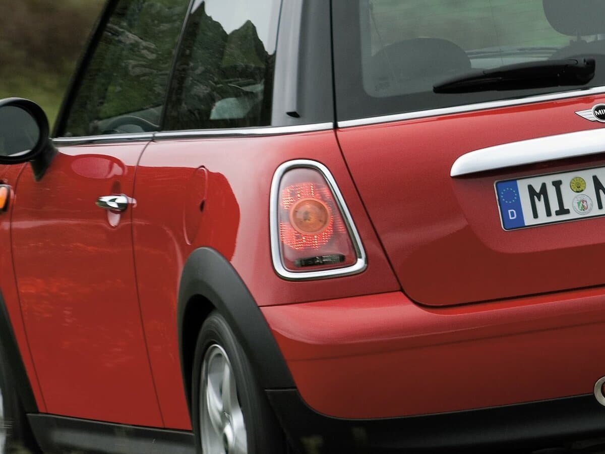 Mini Hatch II (R56) — Detal