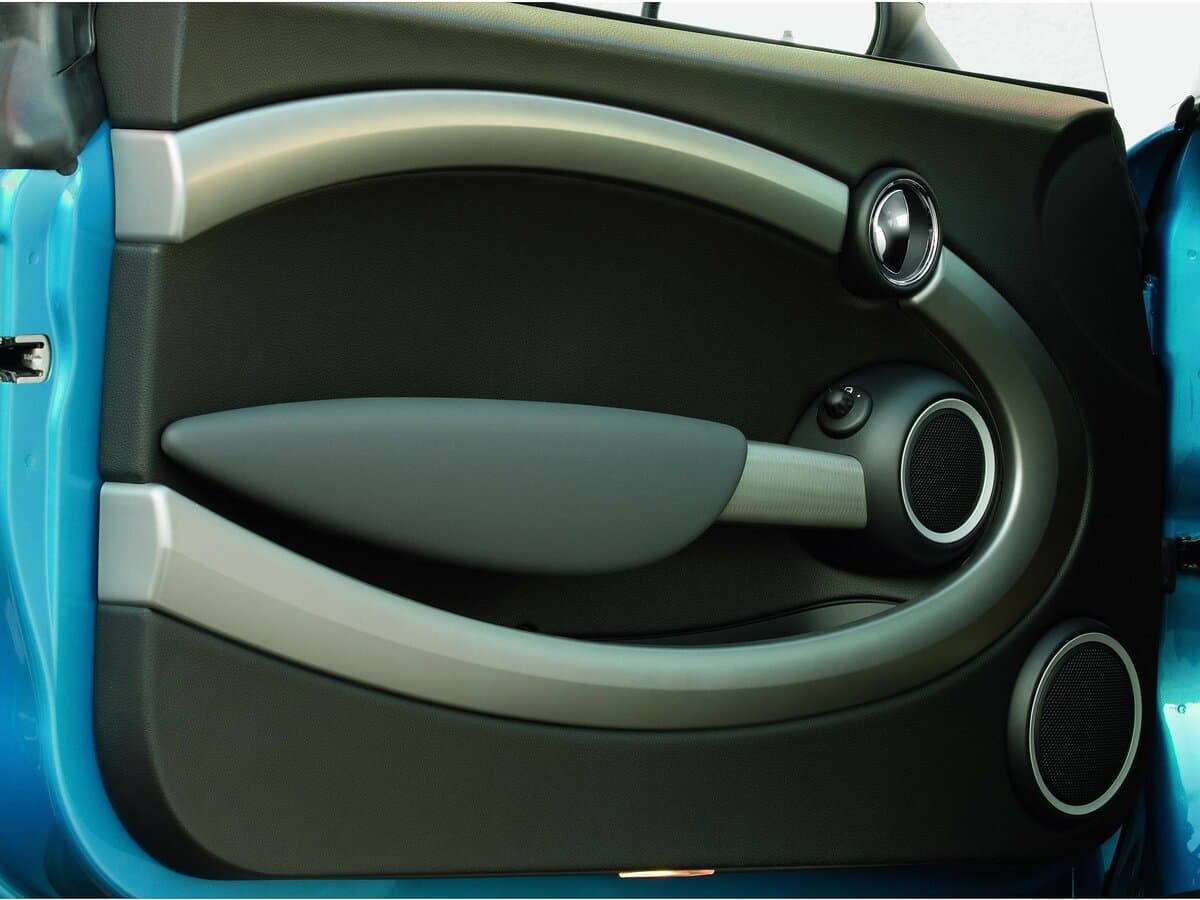 Mini Hatch II (R56) — Qapı