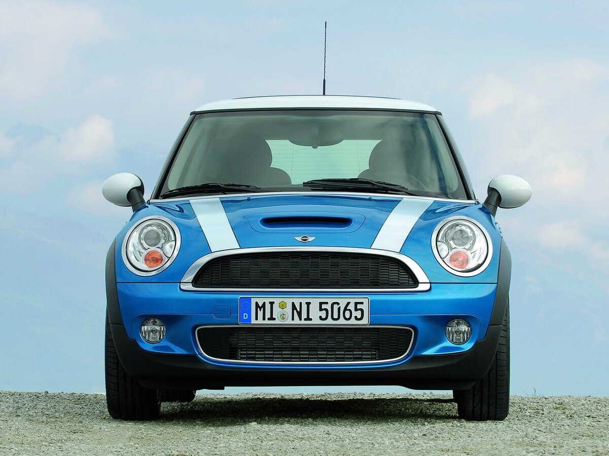Mini Hatch II (R56) — Öndən
