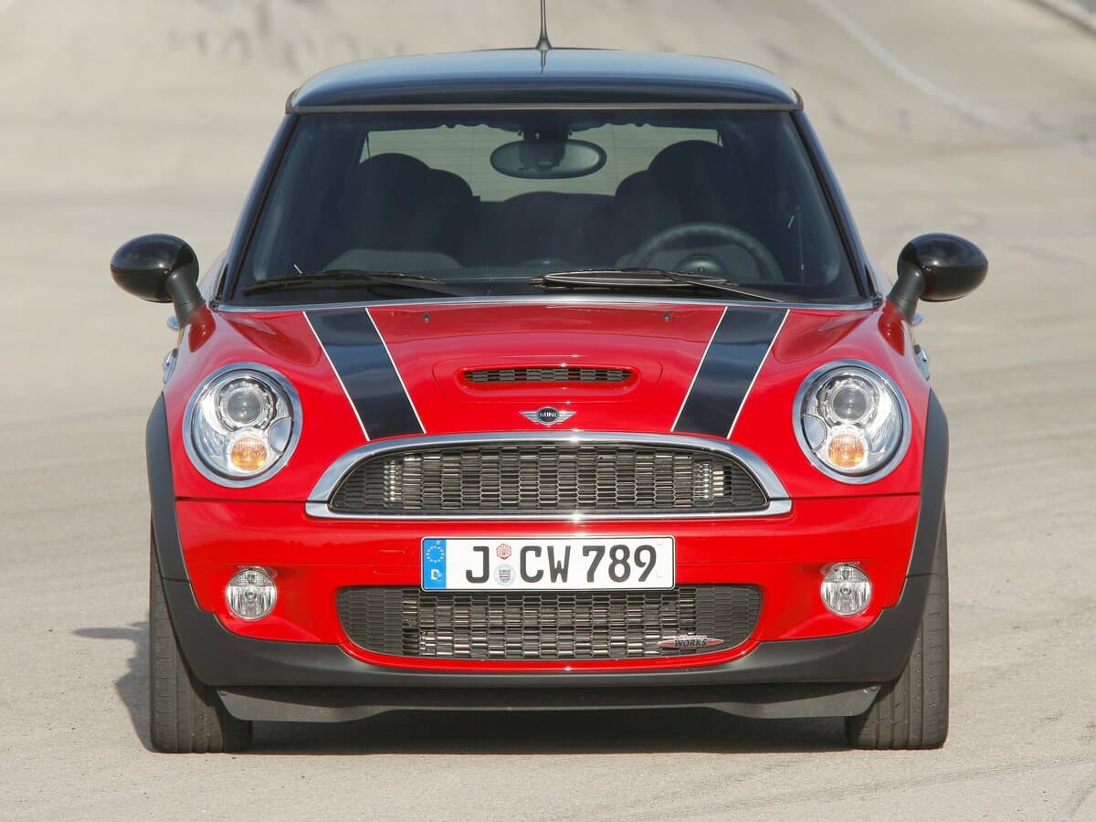 Mini Hatch II (R56) — Öndən