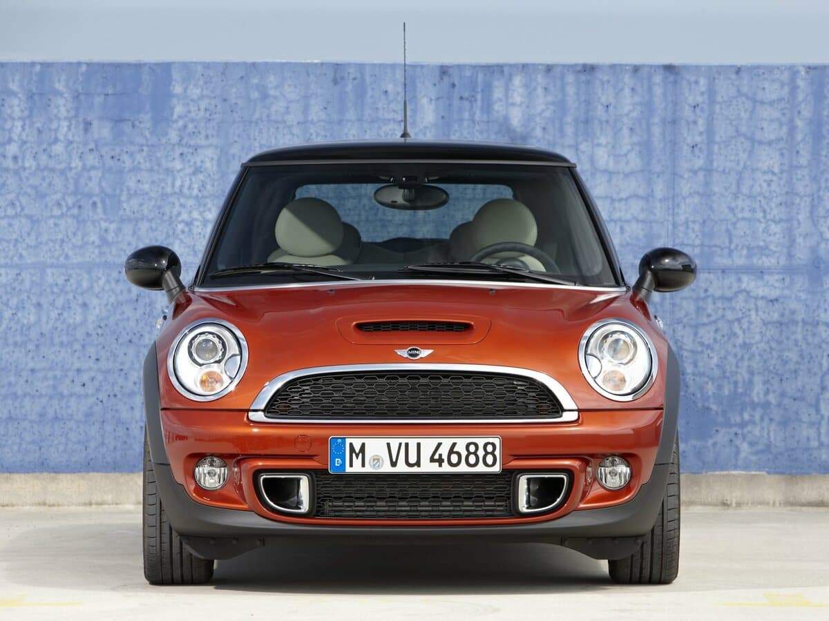 Mini Hatch II (R56) Restayling — Öndən