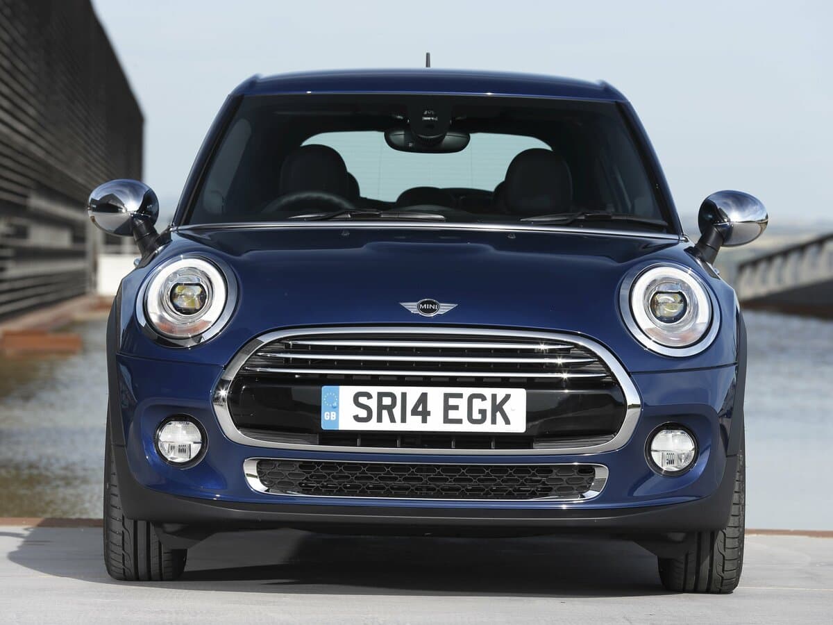 Mini Hatch III (F55/F56) — Öndən