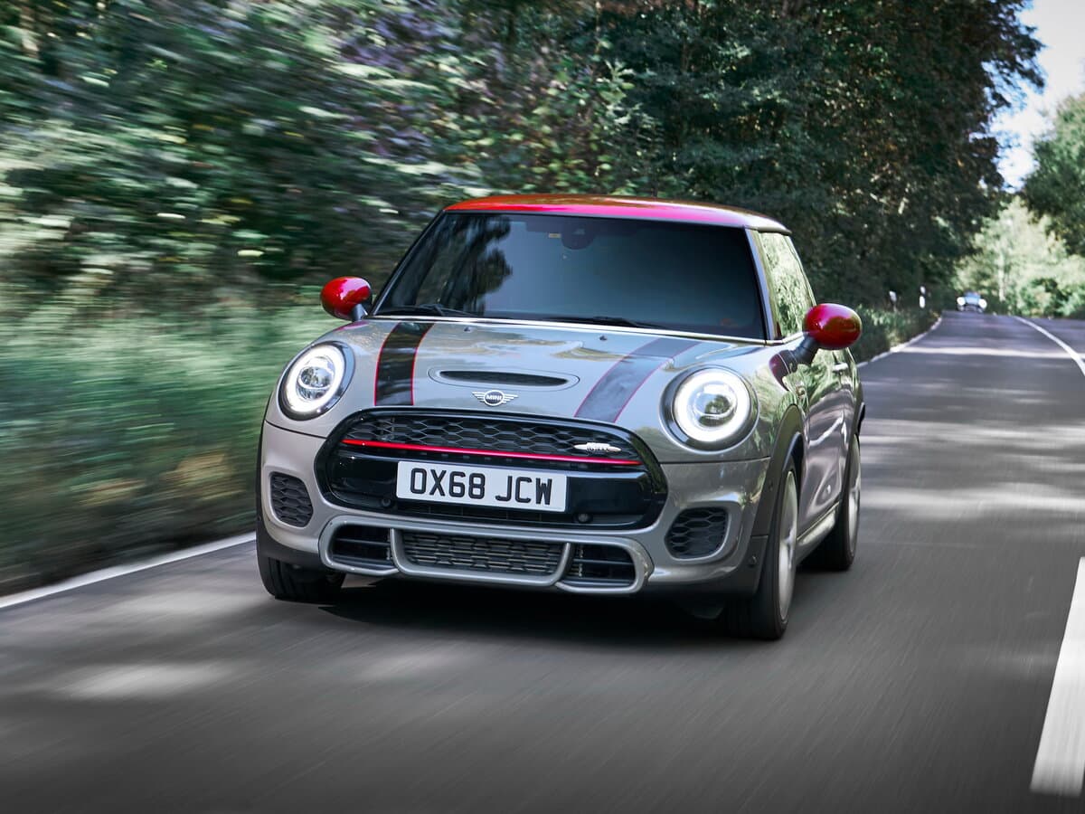 Mini Hatch III (F55/F56) Restayling — Öndən