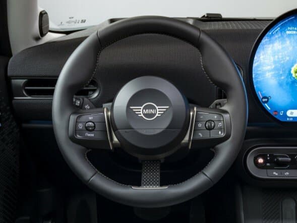 Mini Hatch IV (F65/F66/J01) — Sükan
