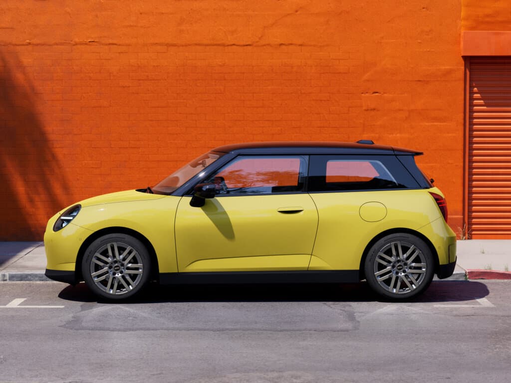 Mini Hatch IV (F65/F66/J01) — Yandan