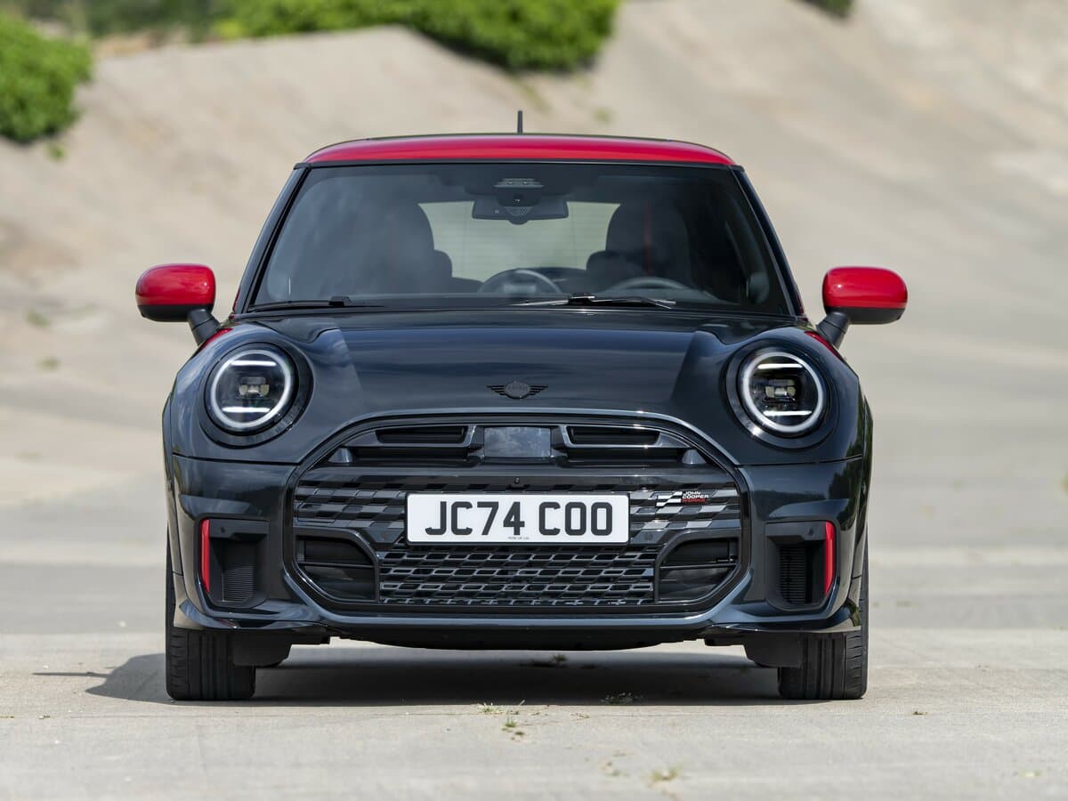 Mini Hatch IV (F65/F66/J01) — Öndən