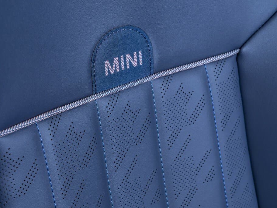 Mini Hatch IV (F65/F66/J01) — Salon, öndən