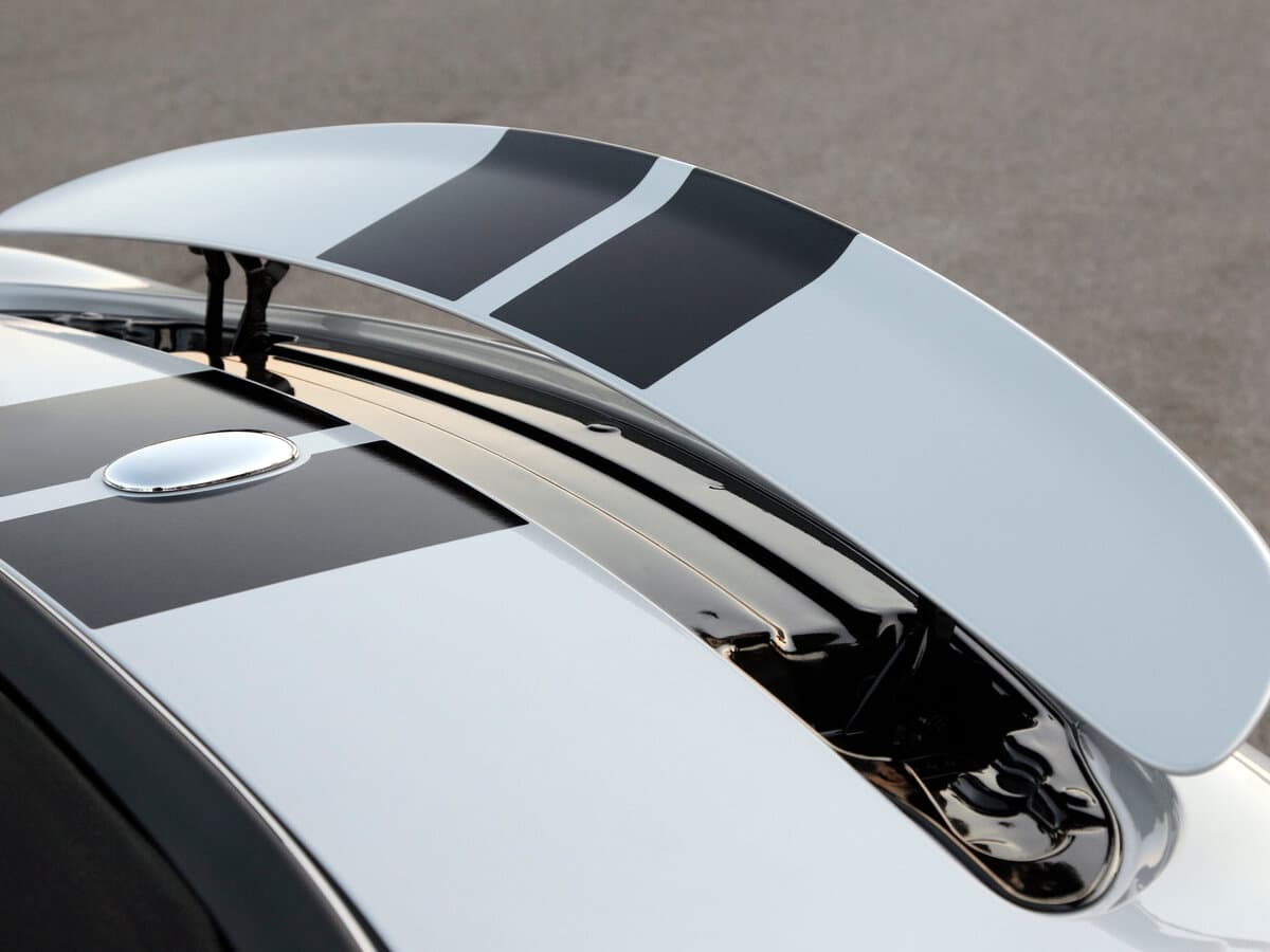 Mini Roadster I — Salon, öndən