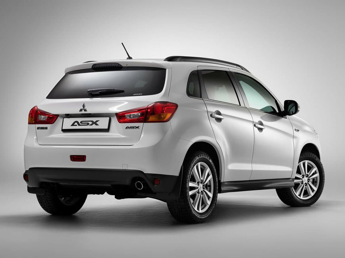 Mitsubishi ASX I Restayling — 3/4 arxadan