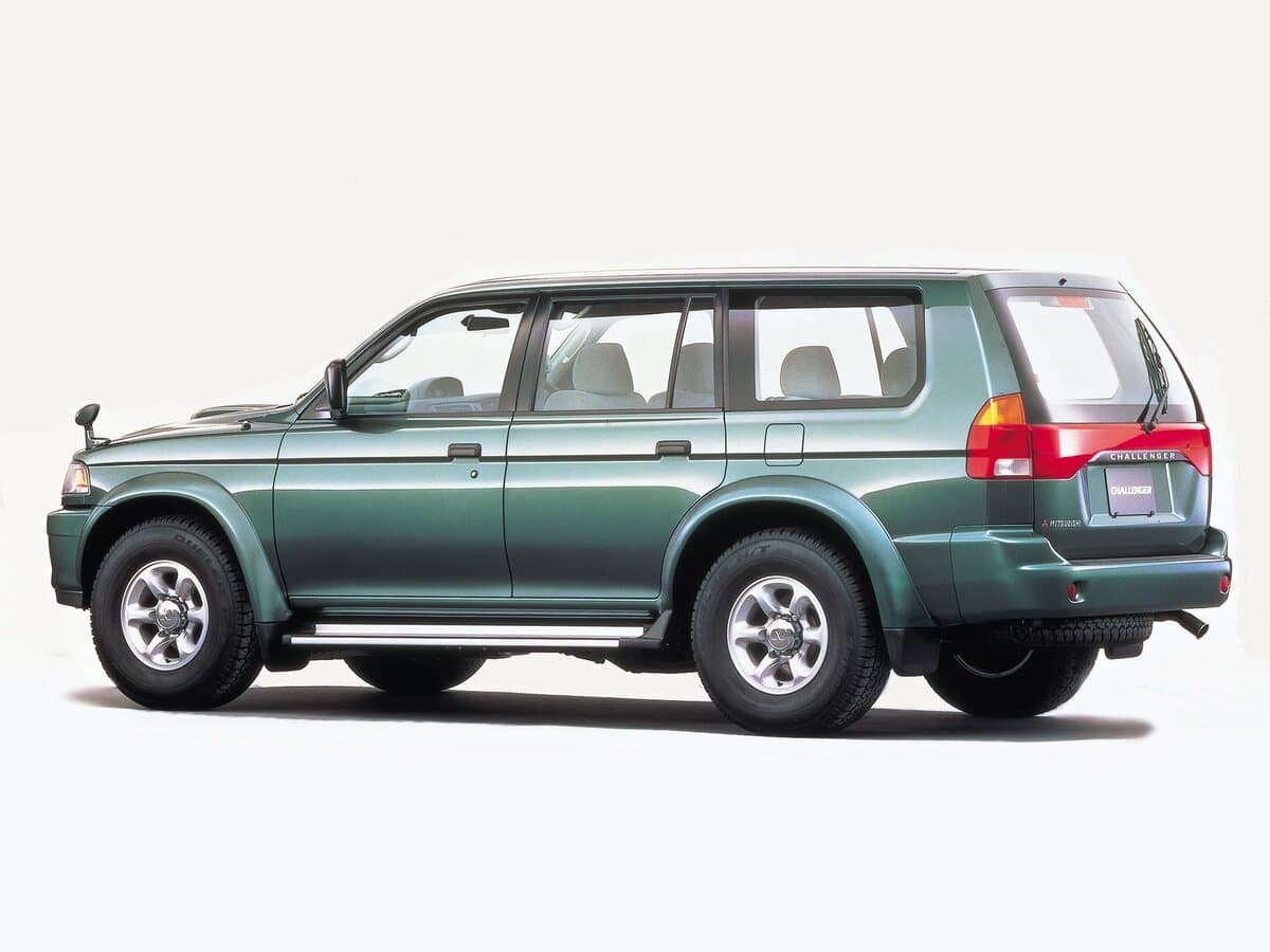 Mitsubishi Challenger I — Yandan