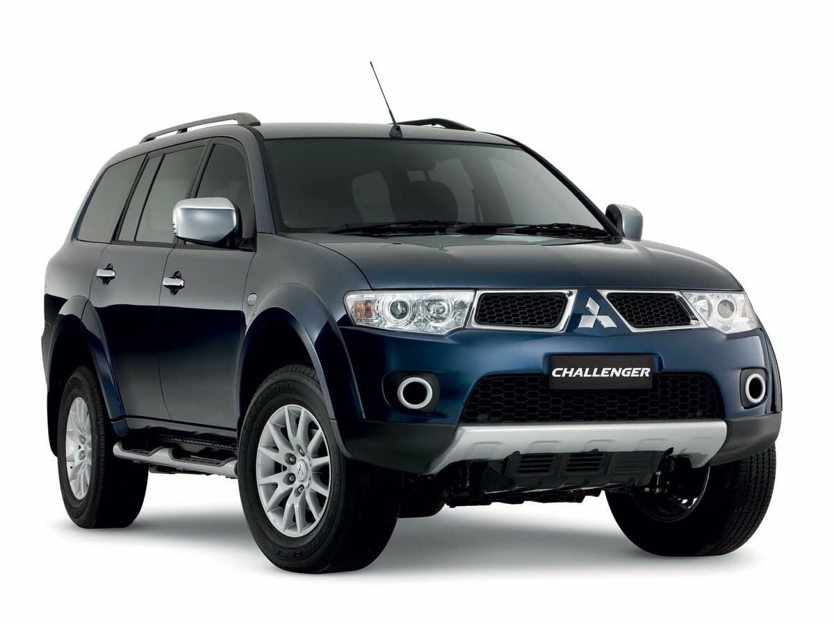 Mitsubishi Challenger II — Öndən