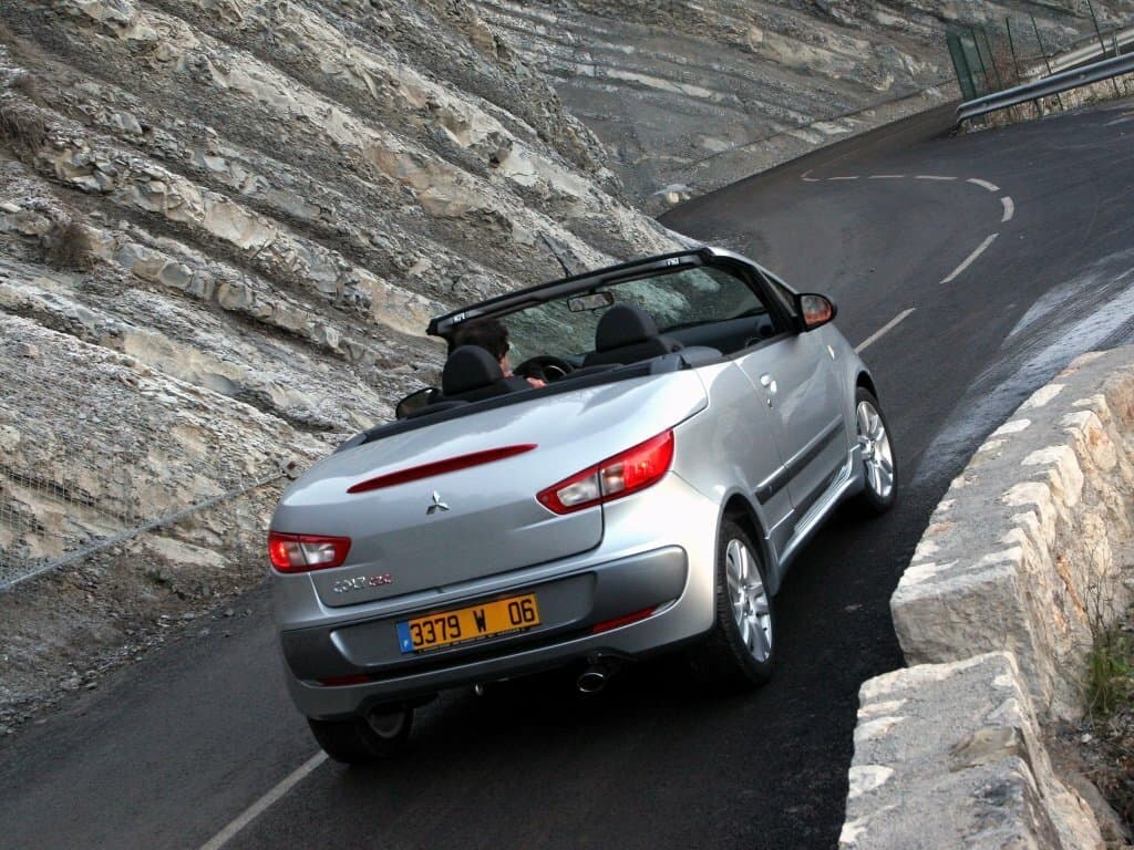 Mitsubishi Colt VI (Z20/Z30) — 3/4 arxadan