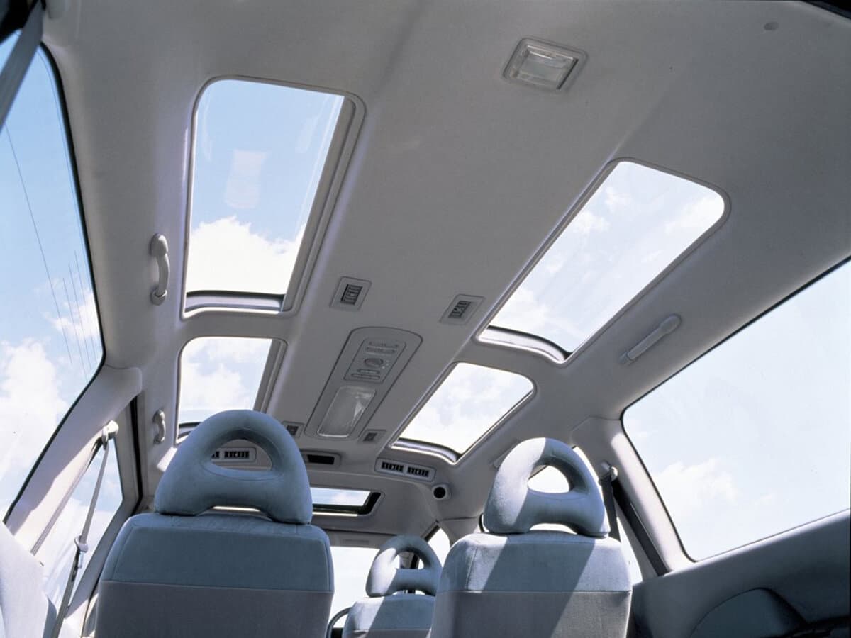 Mitsubishi Delica IV — Salon, öndən