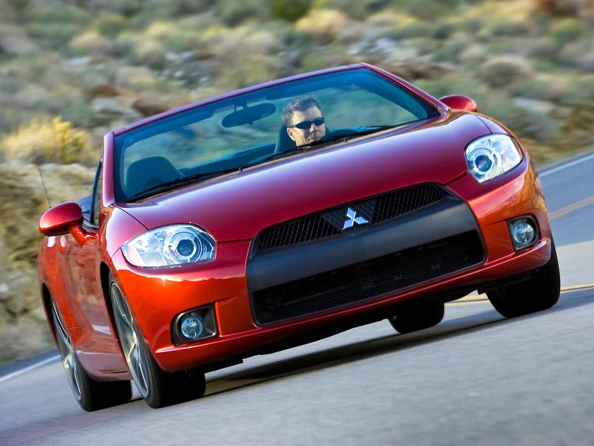 Mitsubishi Eclipse IV Restayling — Öndən