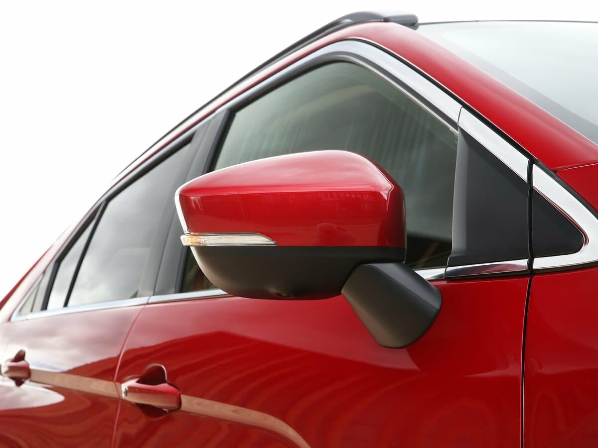 Mitsubishi Eclipse Cross I — Yan güzgü