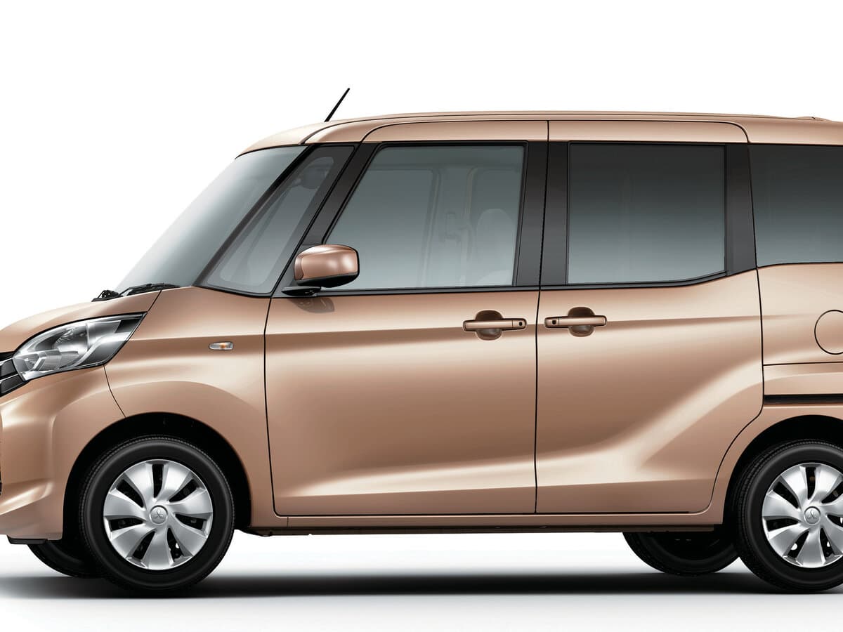 Mitsubishi eK Space I — Yandan