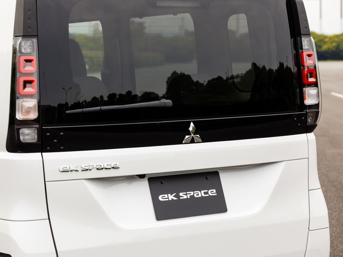 Mitsubishi eK Space III — Detal