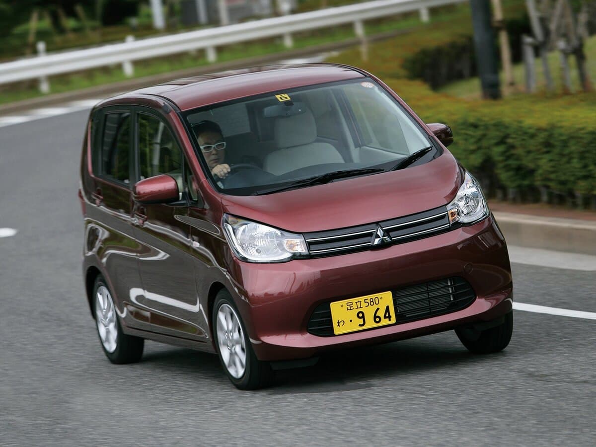 Mitsubishi eK Wagon III — Öndən