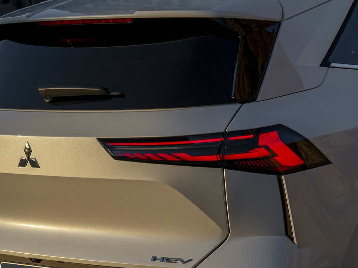 Mitsubishi Grandis II — Detal