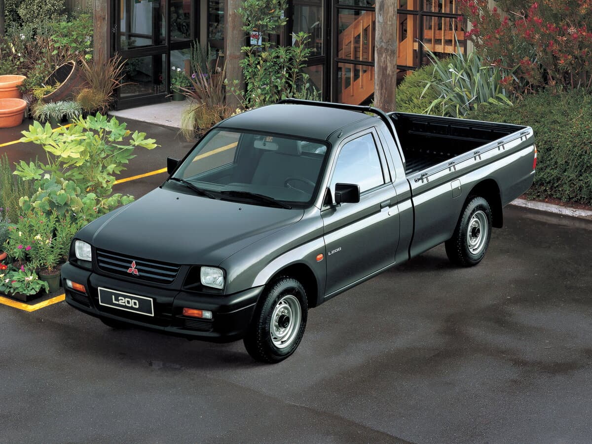Mitsubishi L200 III — Əsas şəkil