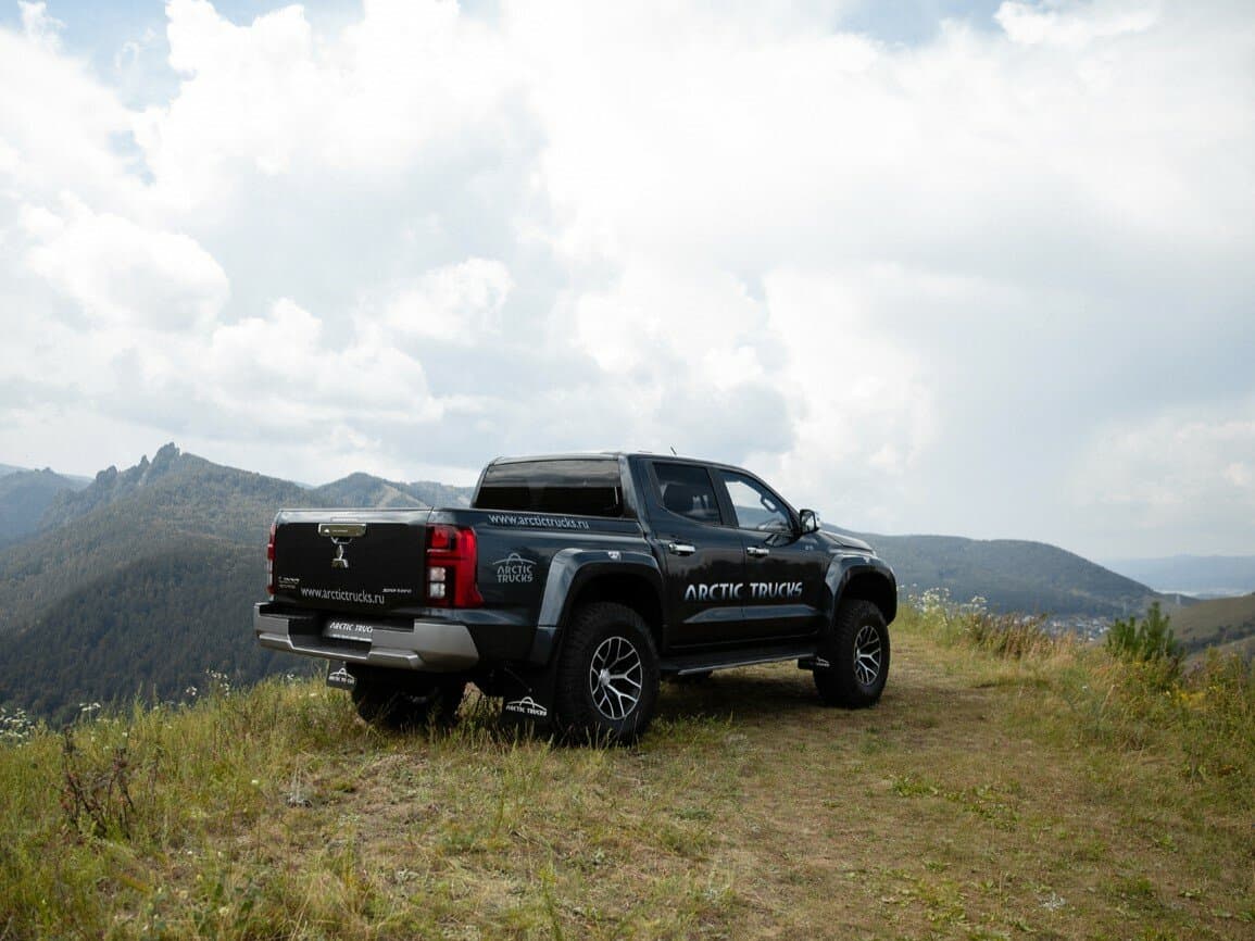 Mitsubishi L200 VI — 3/4 arxadan