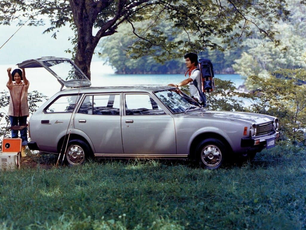 Mitsubishi Lancer I — Yandan