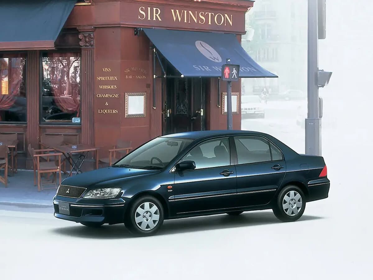 Mitsubishi Lancer IX — Yandan