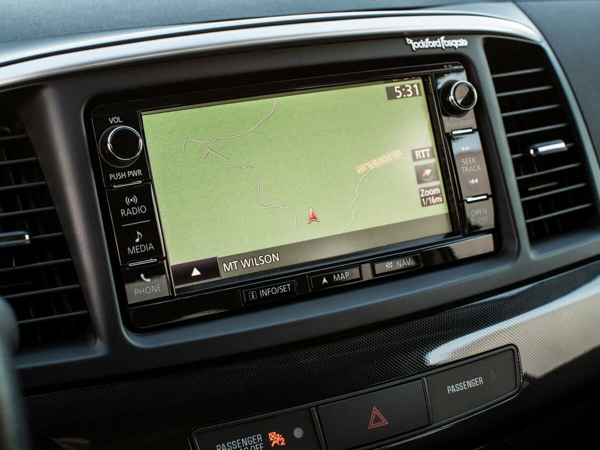 Mitsubishi Lancer X Restayling 2 — Salon, öndən