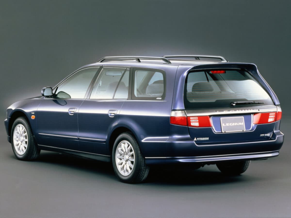 Mitsubishi Legnum 1996 – 2002 — 3/4 arxadan