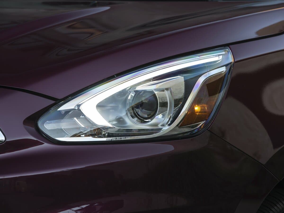 Mitsubishi Mirage VI Restayling — Fara